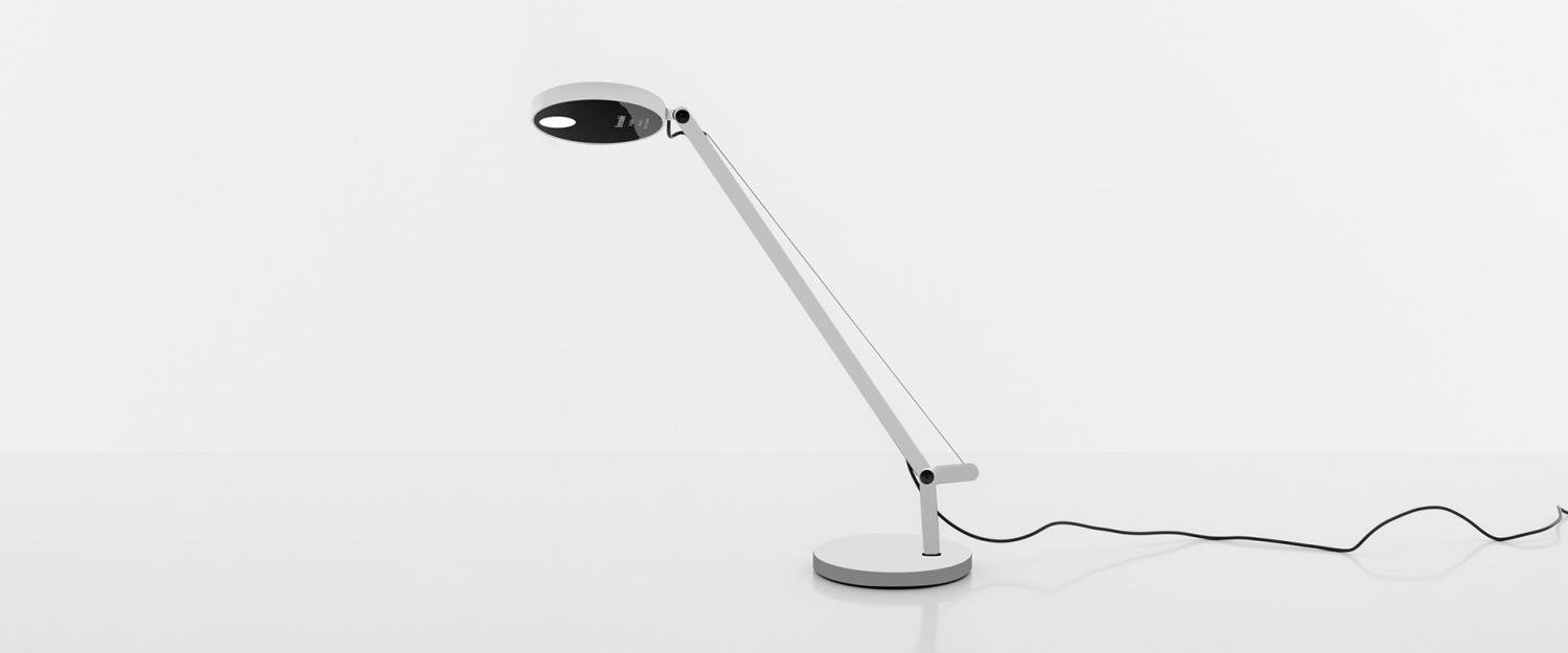 AR 1747W50A Demetra Micro stolní lampa - 2700K - černá - ARTEMIDE (obrázek 4)