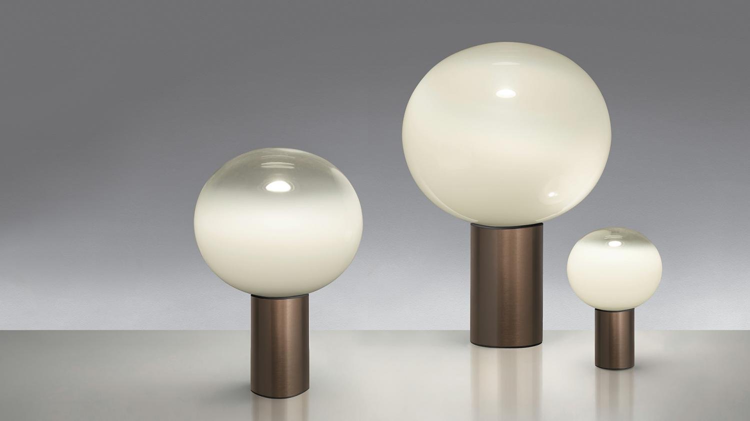 AR 1800140A Laguna 16 stolní lampa - matná mosaz - ARTEMIDE (obrázek 4)