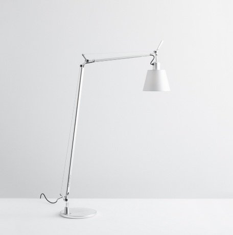 Levně AR A014610 Tolomeo Basculante Reading stojací lampa - tělo lampy se saténovým difuzorem 180 - ARTEMIDE