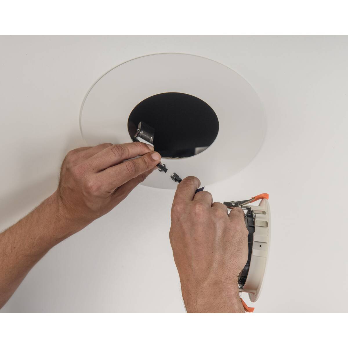 LA 1006144 Numinos® M montážní rámeček kulatý 240/120 mm bílý - BIG WHITE (SLV) (obrázek 7)