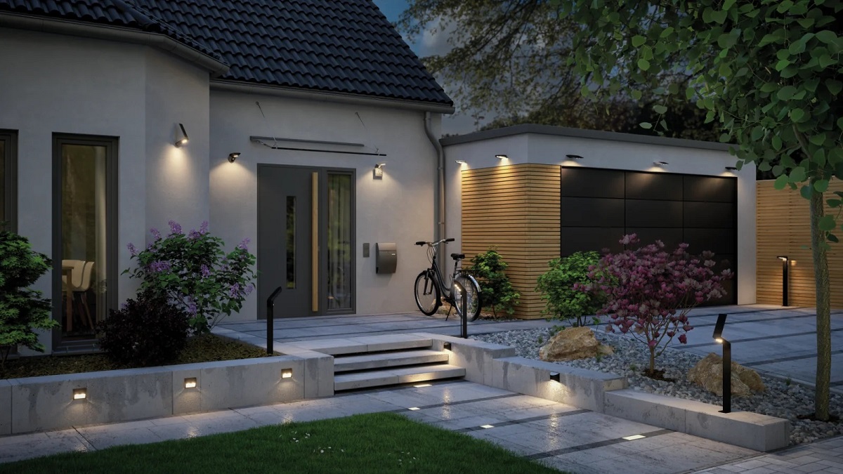 Osvětlení venkovních prostor: Funkčnost a design ruku v ruce