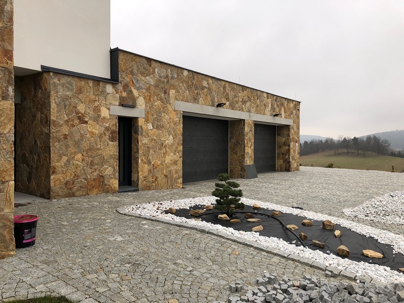 Realizace osvětlení – RODINNÝ DŮM STRAKONICE